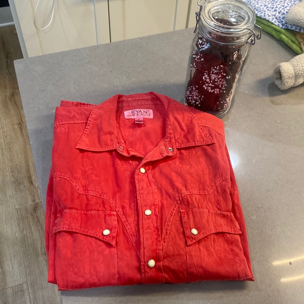 Ryan Michael M red snap shirt